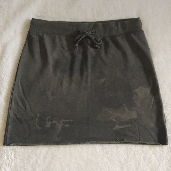 Alternative Apparel Dresses & Skirts - Alternative Burnout🔥 French Terry Mini Skirt